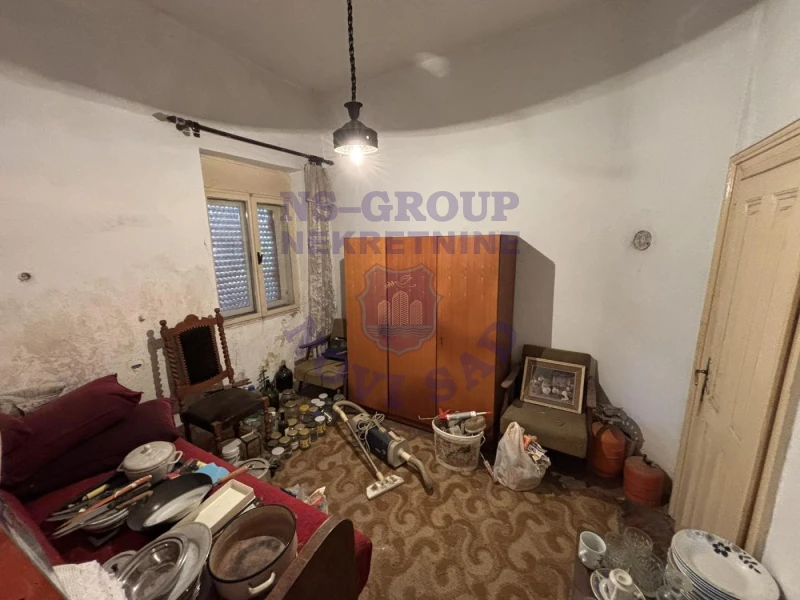 kuca na prodaju Petrovaradin 187m2 569585