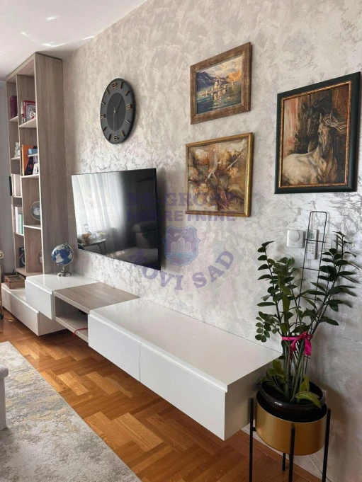 stan na prodaju Novi Sad 56m2 569644