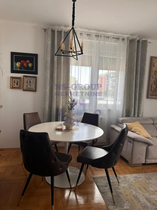 stan na prodaju Novi Sad 56m2 569644