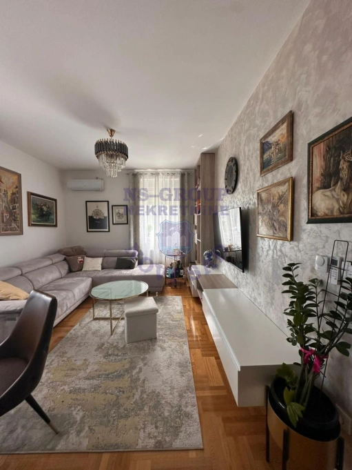 stan na prodaju Novi Sad 56m2 569644