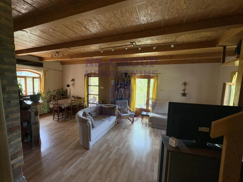 kuca na prodaju Sremska Kamenica, 139m2 569736
