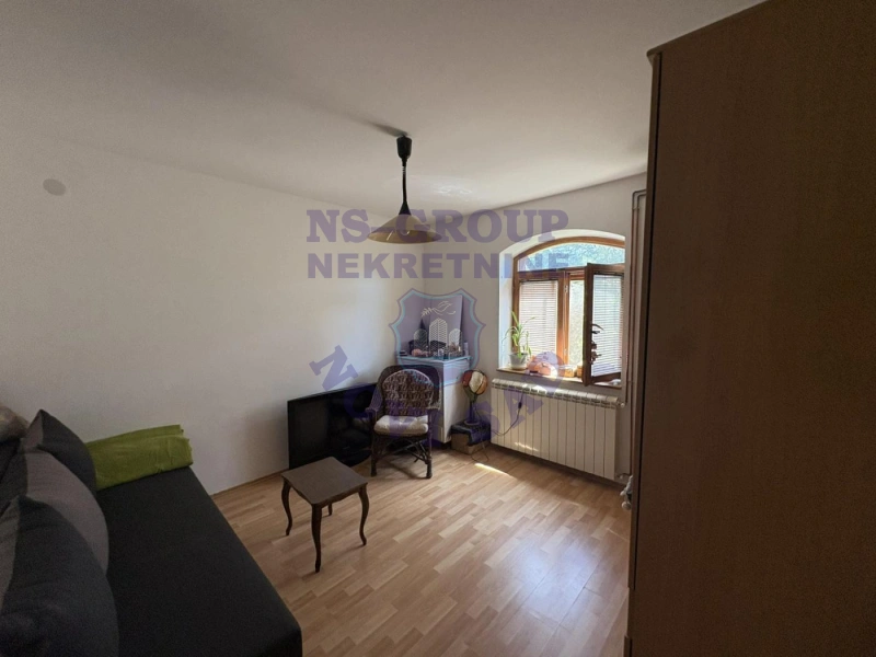kuca na prodaju Sremska Kamenica 139m2 569736