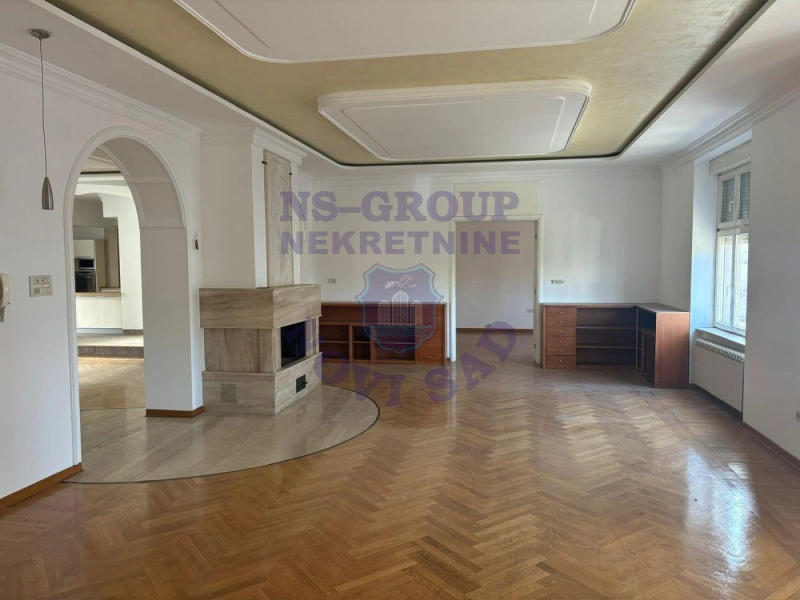 stan za izdavanje Novi Sad 213m2 16334