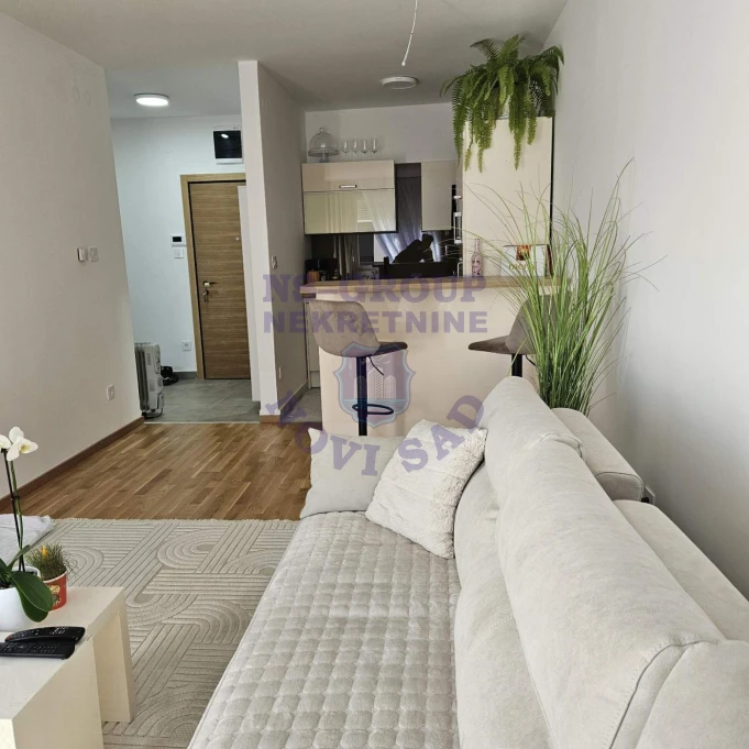 stan na prodaju Novi Sad, 44m2 569974