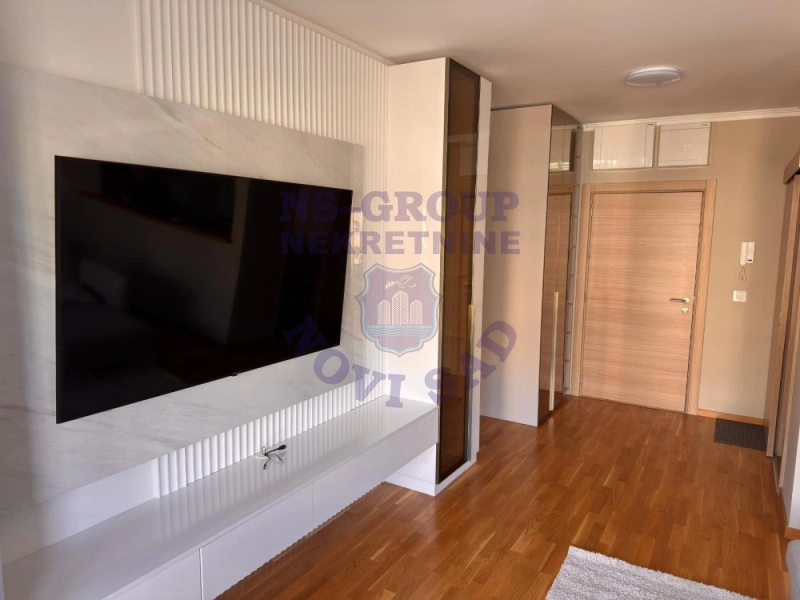 stan za izdavanje Novi Sad 70m2 16354