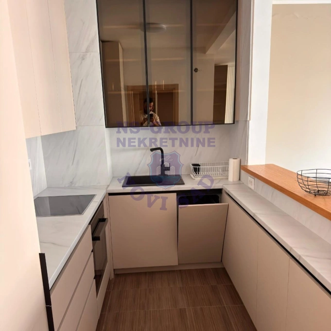 stan za izdavanje Novi Sad 70m2 16354