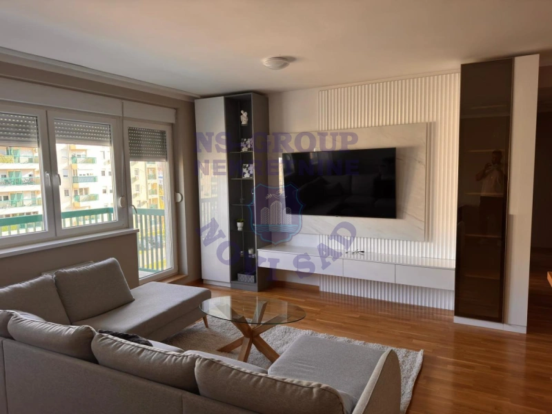 stan na prodaju Novi Sad, 70m2 16354