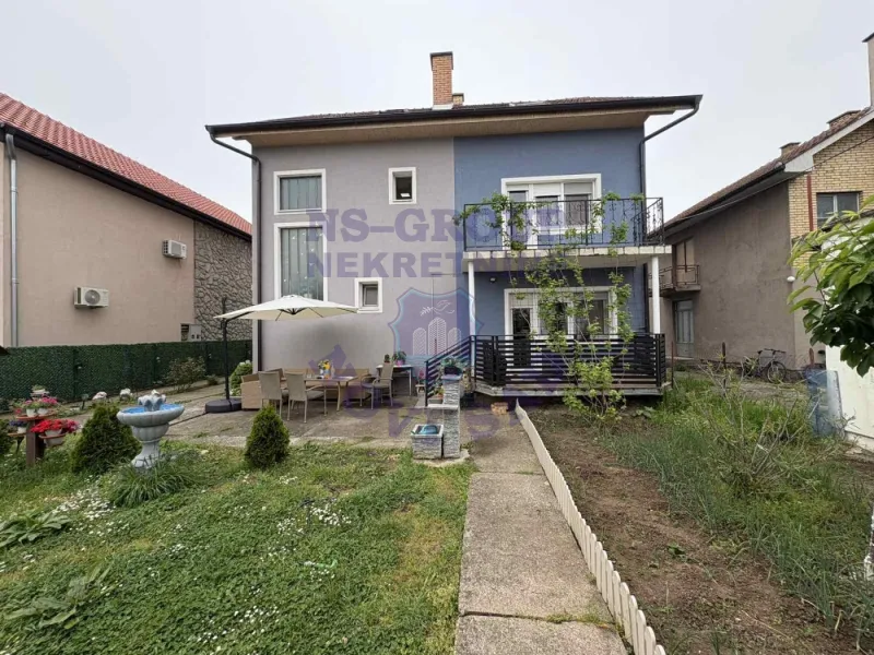 kuca na prodaju Veternik 300m2 569993
