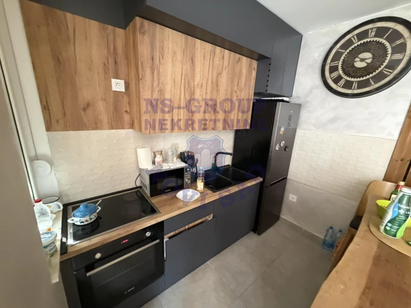 stan na prodaju Novi Sad 44m2 569955