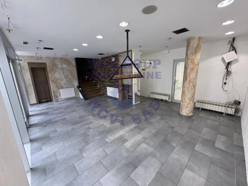 lokal na prodaju Novi Sad, 92m2 569066