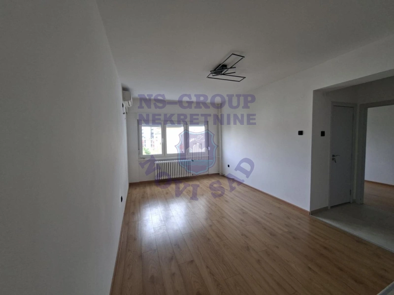 stan na prodaju Novi Sad, 38m2 569267