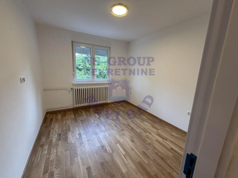 stan na prodaju Novi Sad 44m2 570110