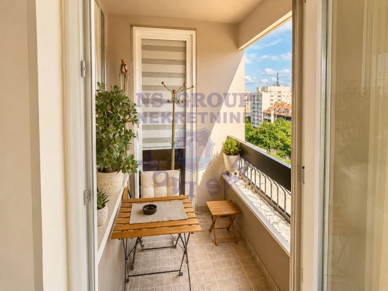 stan na prodaju Novi Sad 76m2 570116