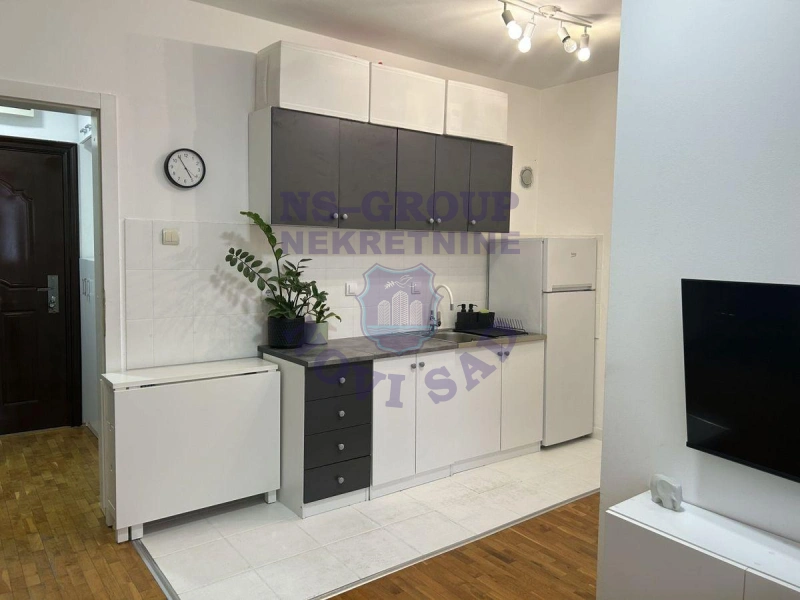 stan na prodaju Novi Sad 28m2 570233