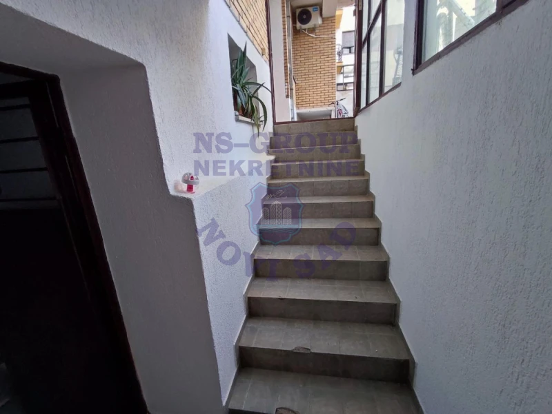 lokal na prodaju Novi Sad 70m2 570134