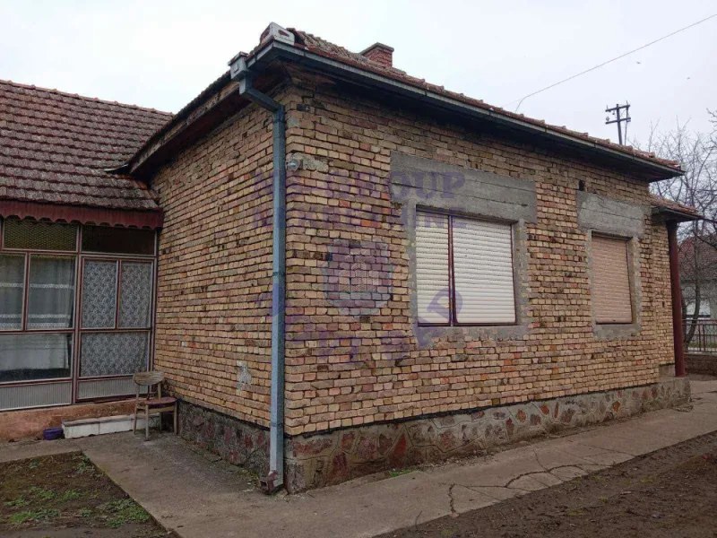 kuca na prodaju Kisač, 173m2 570224
