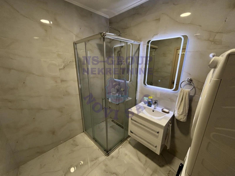 stan na prodaju Novi Sad 96m2 570035