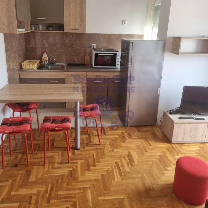 stan za izdavanje Novi Sad 30m2 15953