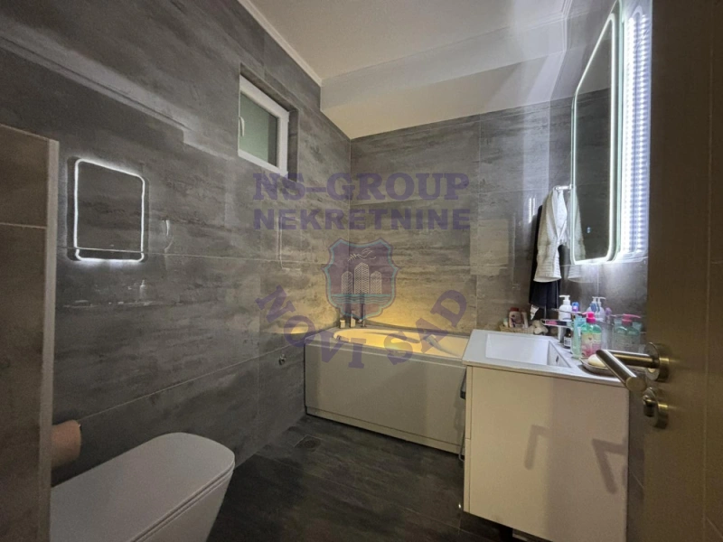 stan na prodaju Novi Sad 96m2 570035