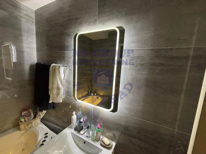 stan na prodaju Novi Sad 96m2 570035