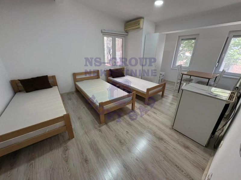 lokal na prodaju Inđija 174m2 570146