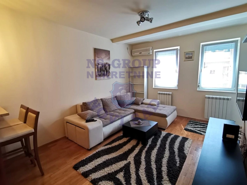 stan na prodaju Novi Sad 47m2 570193