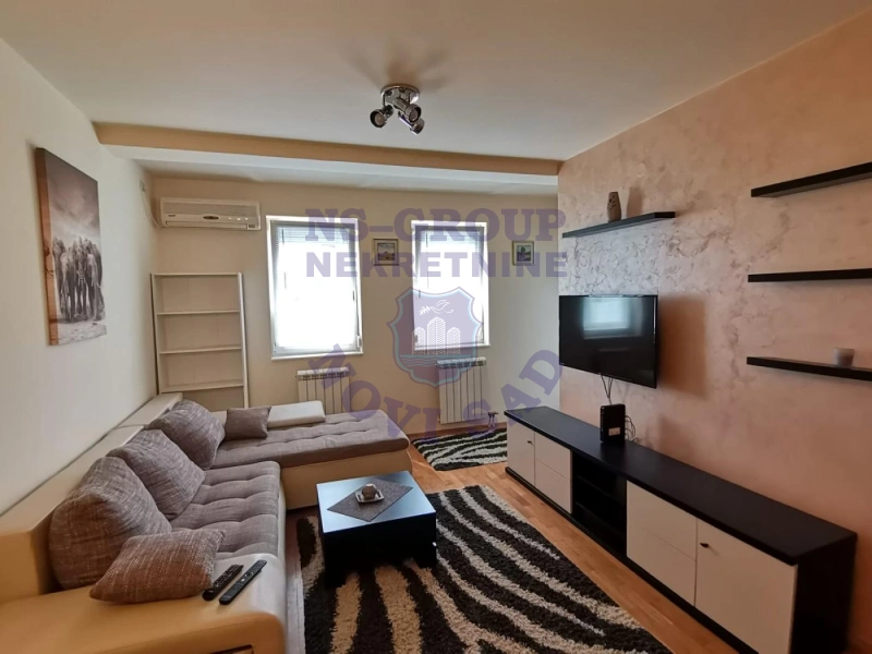 stan na prodaju Novi Sad, 47m2 570193