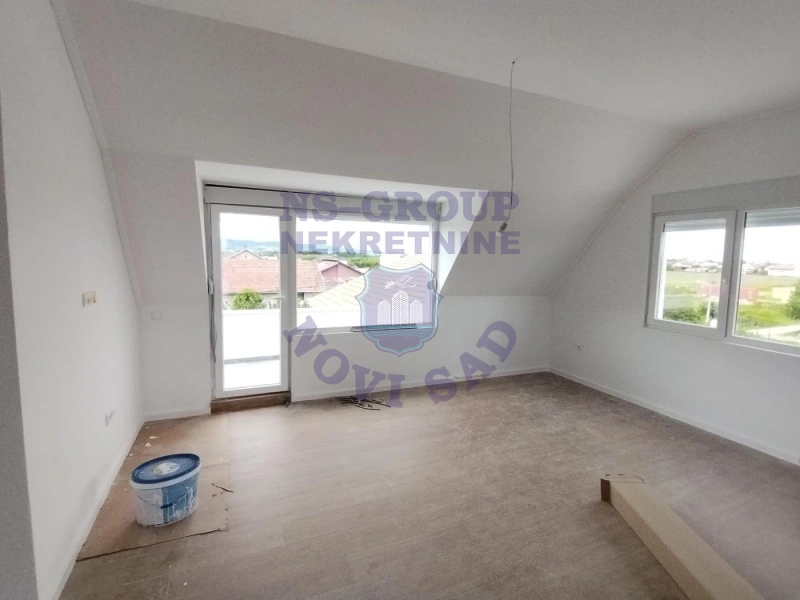 stan na prodaju Veternik 85m2 570330