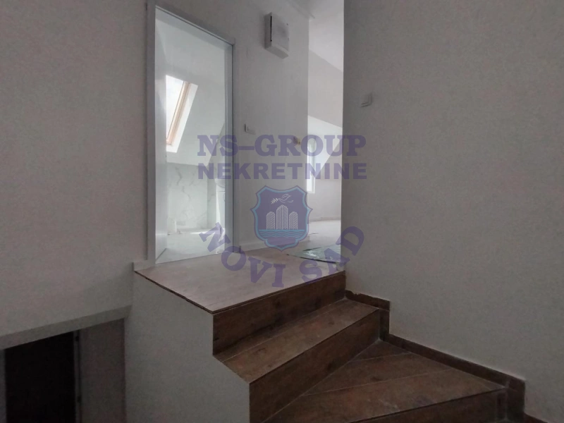 stan na prodaju Veternik 85m2 570330