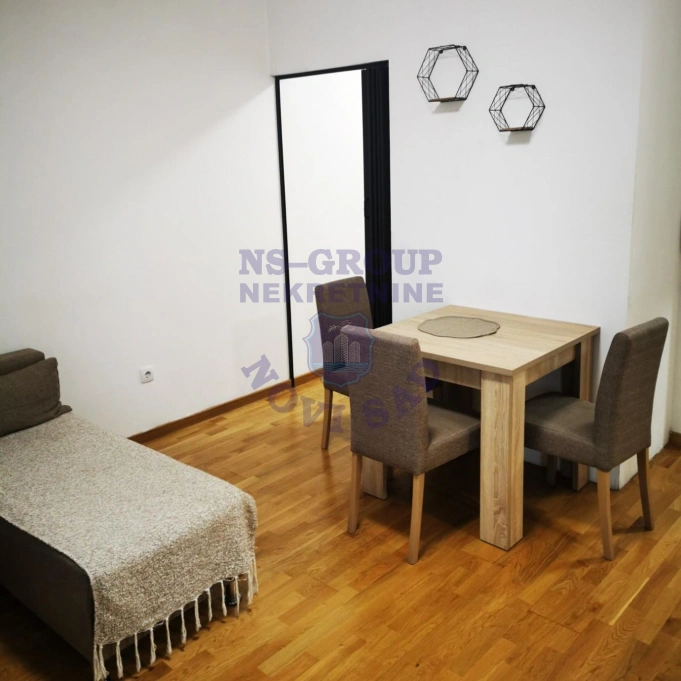 stan za izdavanje Novi Sad 32m2 16392