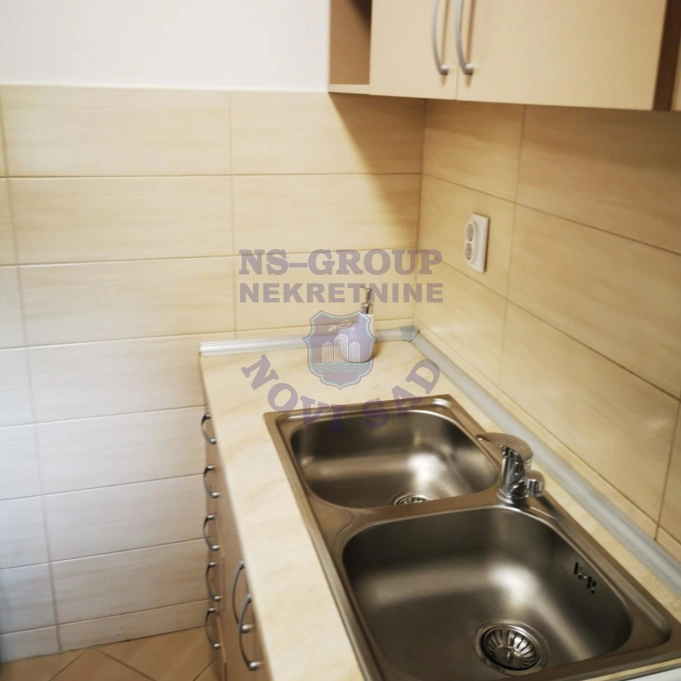stan za izdavanje Novi Sad 32m2 16392