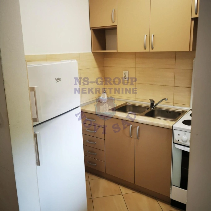 stan za izdavanje Novi Sad 32m2 16392