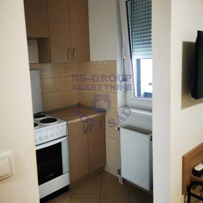 stan za izdavanje Novi Sad 32m2 16392