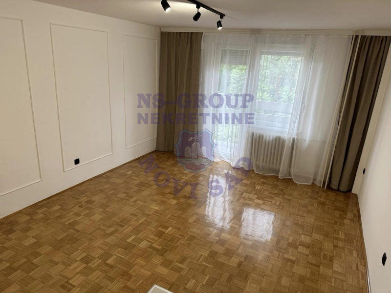 stan na prodaju Novi Sad, 60m2 570255