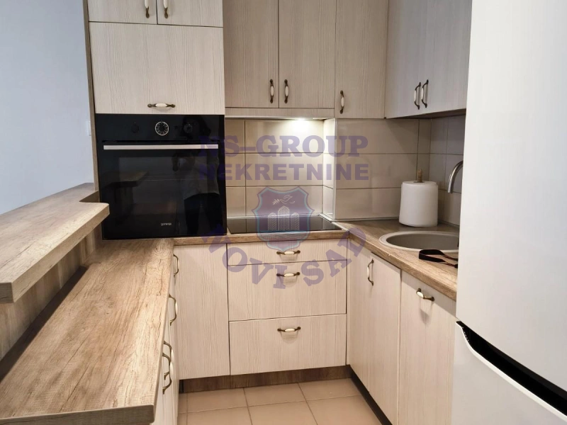 stan na prodaju Novi Sad 64m2 570197