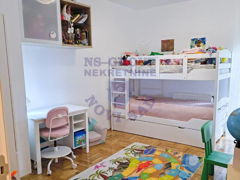 stan na prodaju Novi Sad 64m2 570197