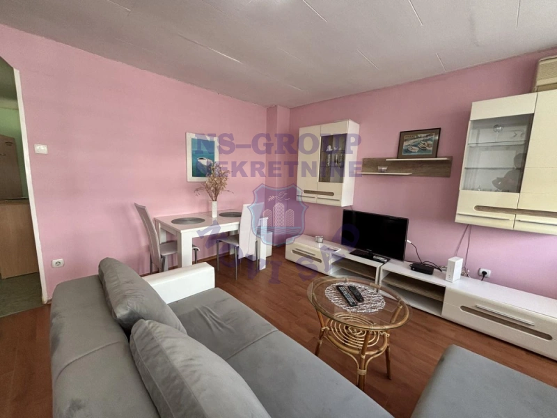stan na prodaju Novi Sad 56m2 570301
