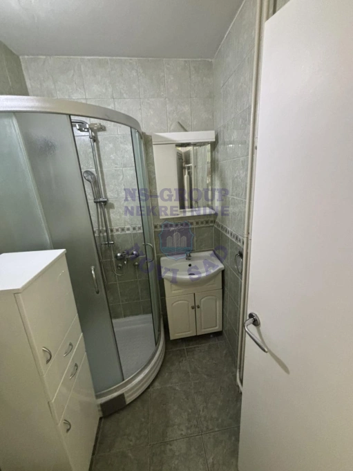 stan na prodaju Novi Sad 56m2 570301