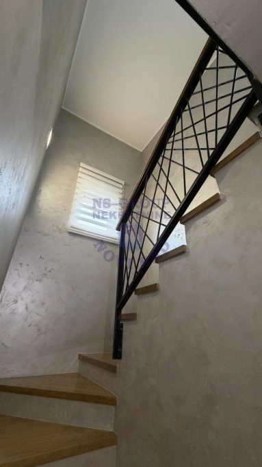 kuca na prodaju Sremska Kamenica 174m2 570209