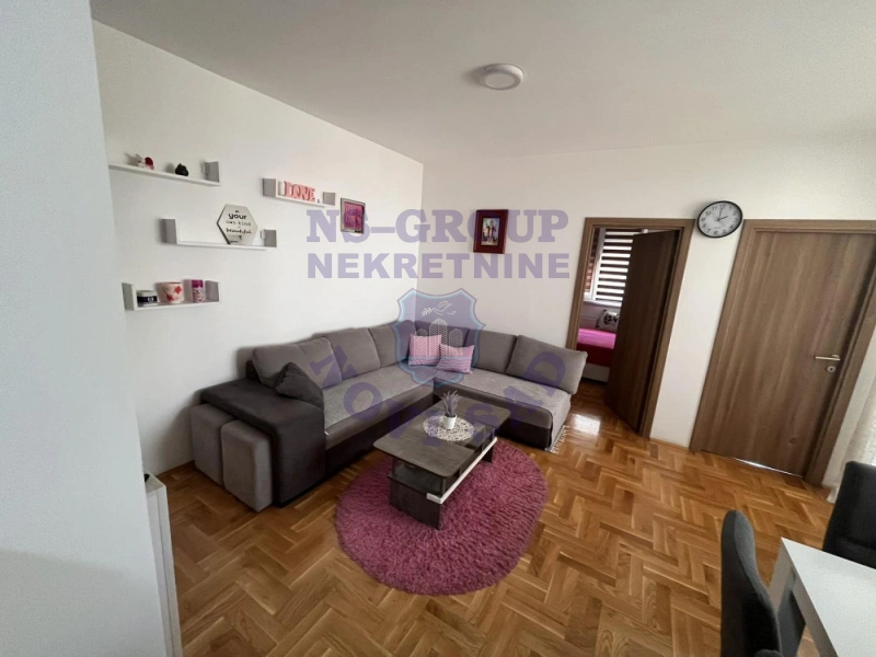 stan na prodaju Novi Sad 50m2 569592