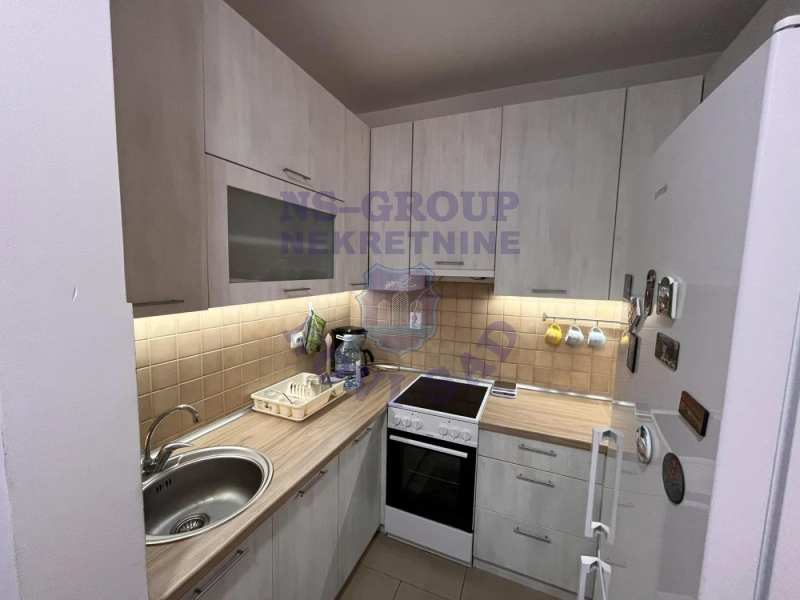 stan na prodaju Novi Sad 50m2 569592