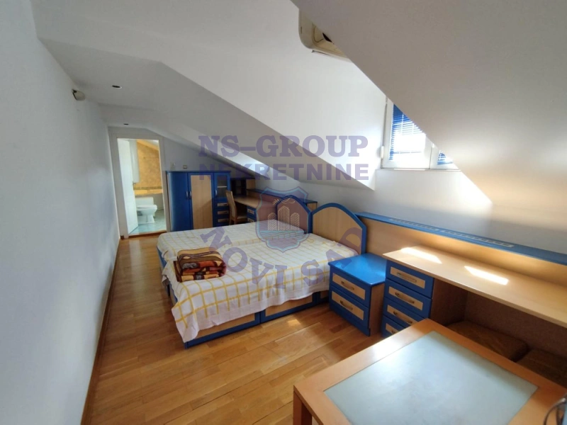stan na prodaju Novi Sad 144m2 570444