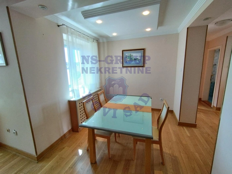 stan na prodaju Novi Sad 144m2 570444