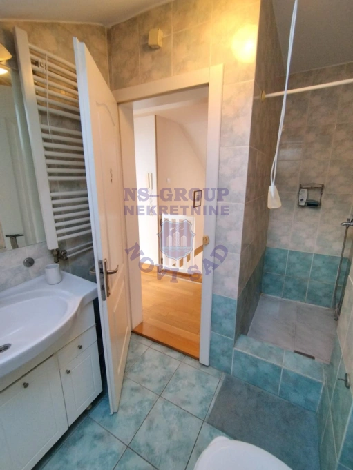 stan na prodaju Novi Sad 144m2 570444