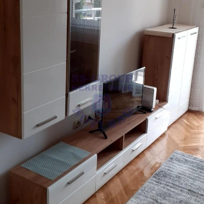 stan za izdavanje Novi Sad 41m2 11410