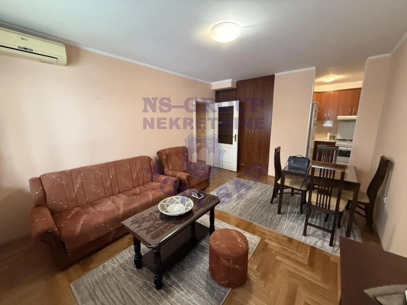 stan na prodaju Novi Sad, 38m2 570462