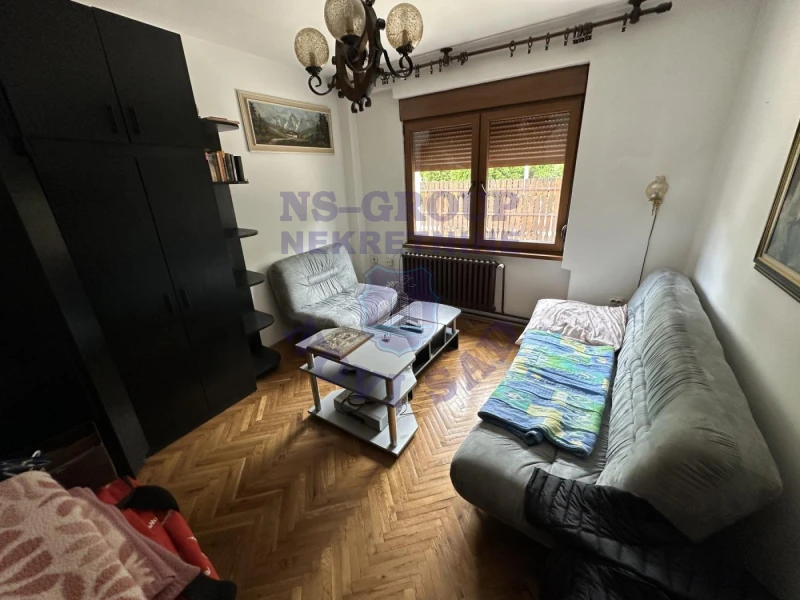 kuca na prodaju Veternik 220m2 570262