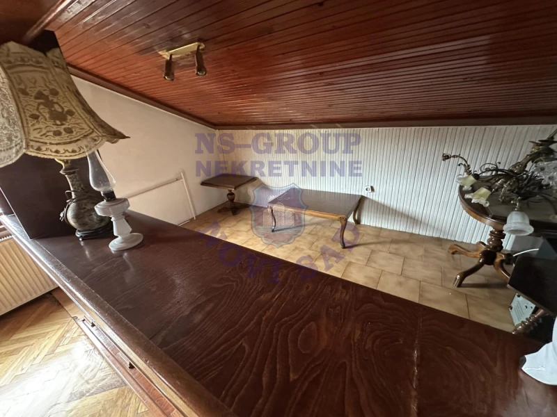 kuca na prodaju Veternik 220m2 570262