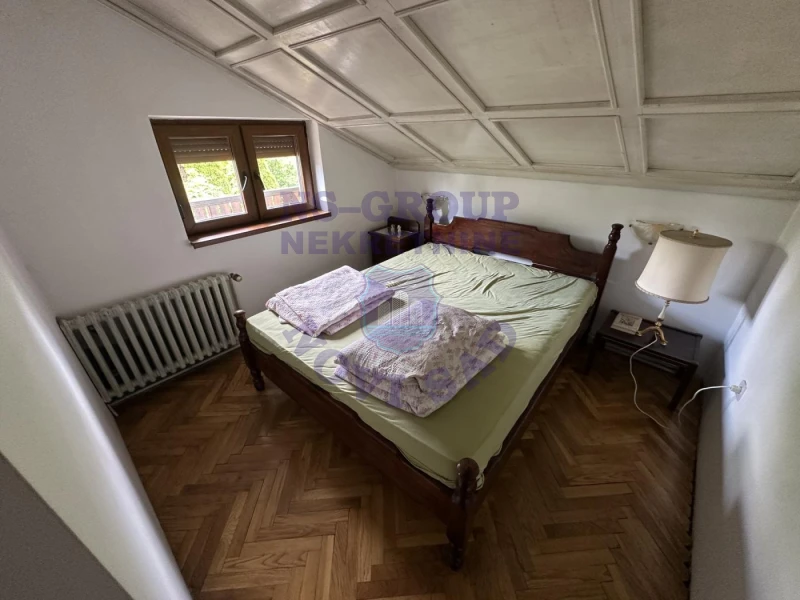 kuca na prodaju Veternik 220m2 570262