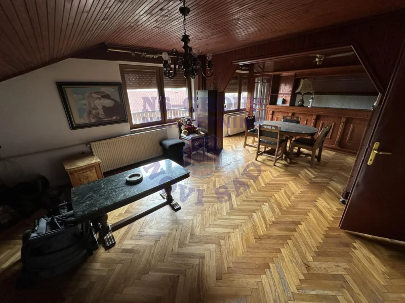 kuca na prodaju Veternik 220m2 570262